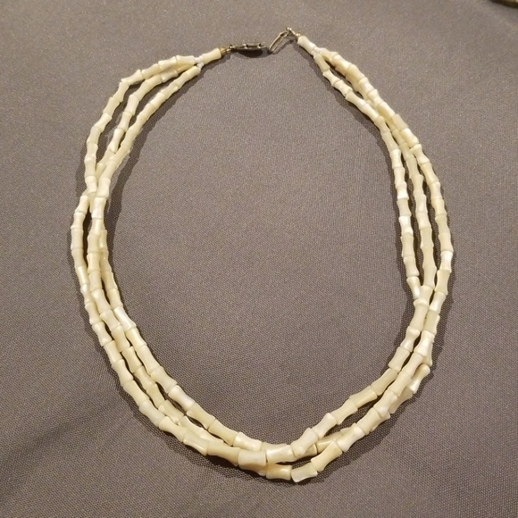 Puka Shell Seashell Layered Necklace - Picture 1 of 4